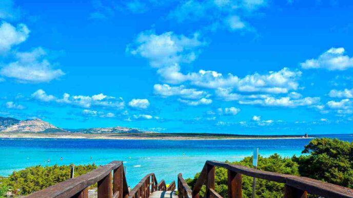 C'È Una Spiaggia Segreta In Uno Dei Posti Più Gettonati Per Le Vacanze, Ecco Dove Si Trova