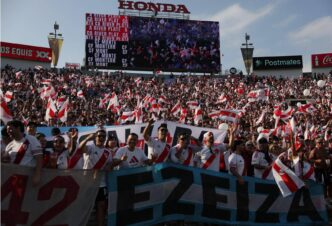 Tifoso Del River Plate Dc3A0 Fuoc