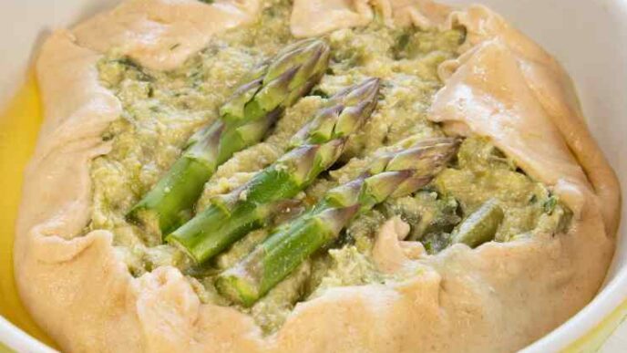 Torta Salata Con Farina Di Farro E Crema Di Asparagi 1