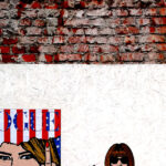 Un Murale Provocatorio Di Alexsandro Palombo Davanti Alla Fondazione Prada Con Anna Wintour E Melania Trump