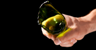 Violenta Rissa Con Bottiglie R