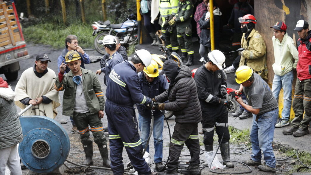 18 Minatori Salvati Dalla Mini