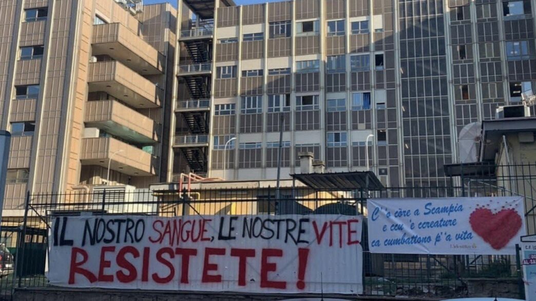 A Scampia La Fiaccolata Per Ri