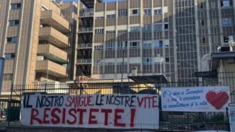 A Scampia La Fiaccolata Per Ri