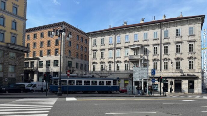 A Bordo Del Tram De Opcina Tra
