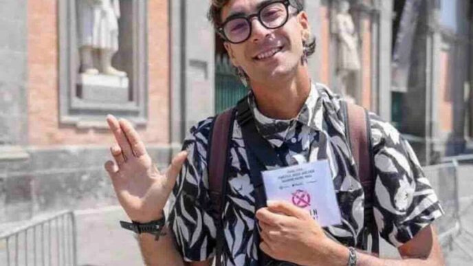 A Napoli Un Giovane Artista Mi