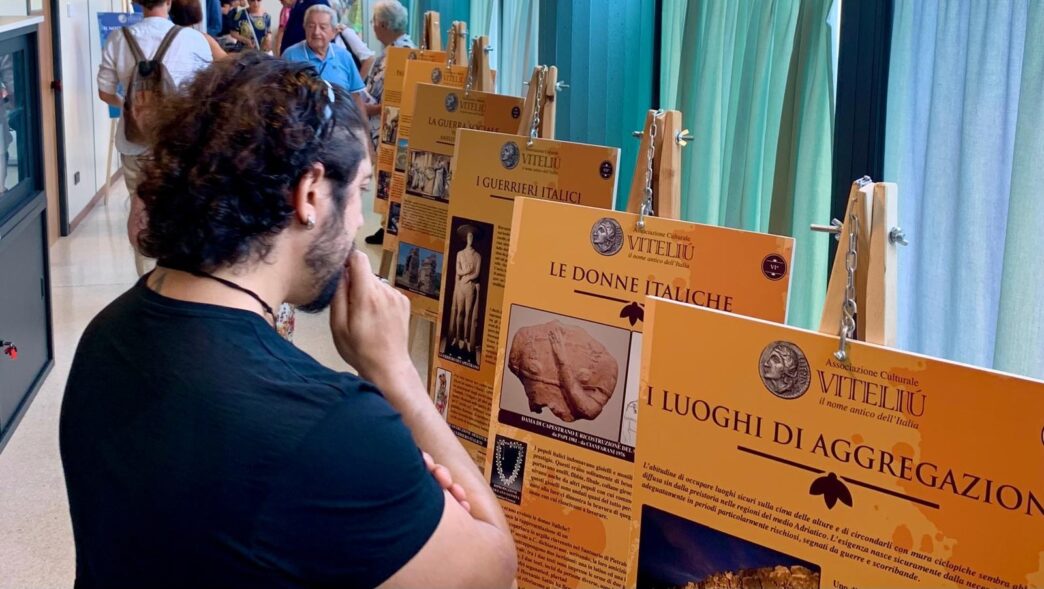 A Pescara La Mostra E2809Cuna Fines