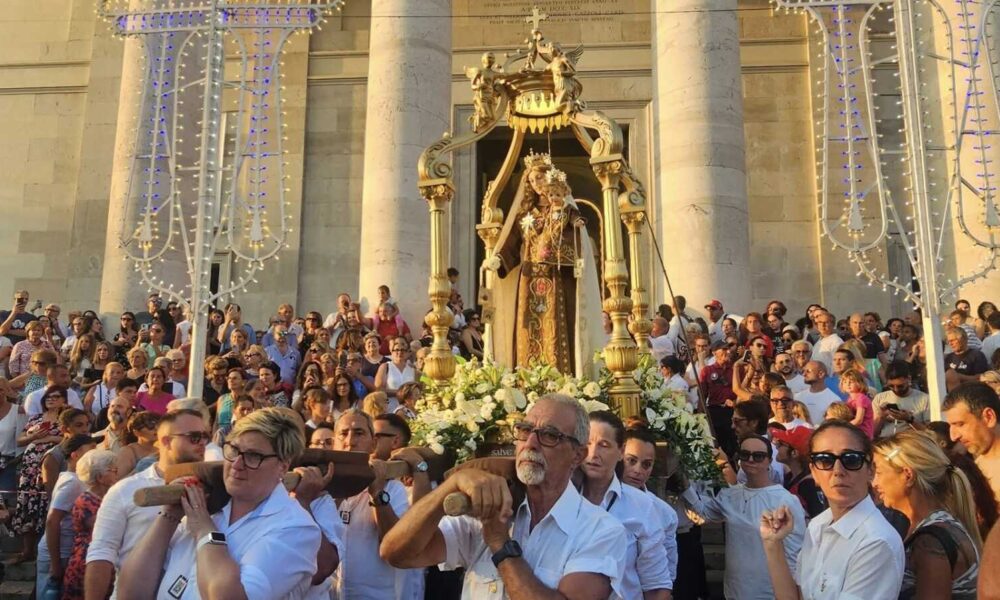 A Terracina La Madonna Del Car