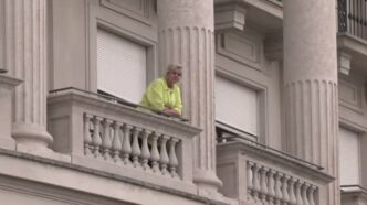 A Trieste Sospeso Le28099Aumento De