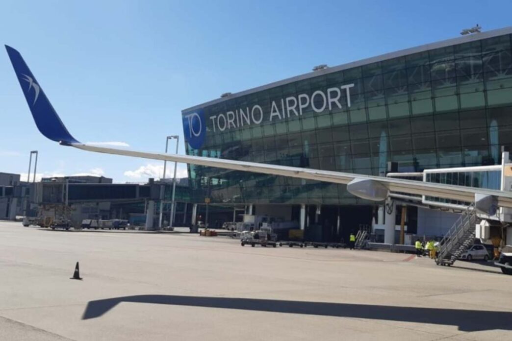 Aereo In Emergenza A Caselle P