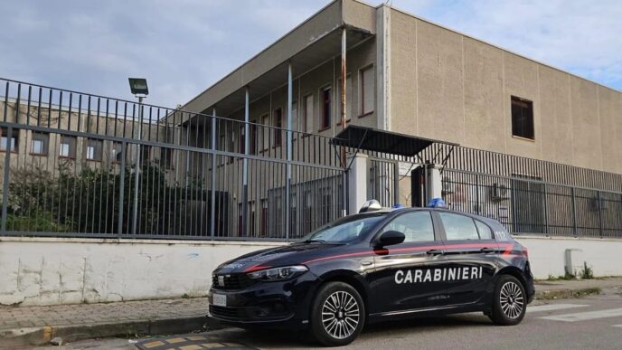 Afragola2C Operai Sorpresi Al L