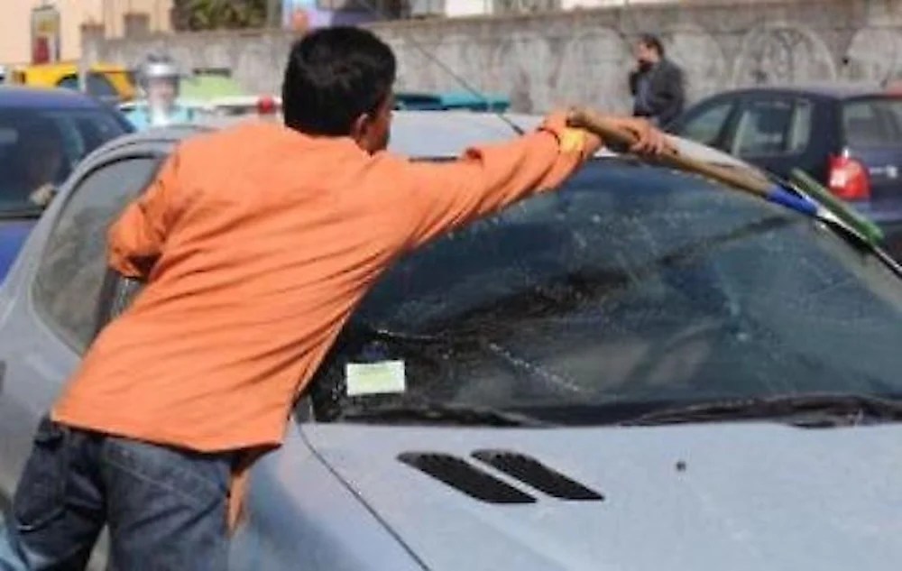 Aggressione A Un Anziano Lavav