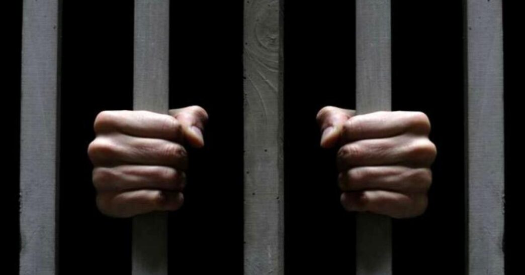 Aggressione Al Poliziotto Peni