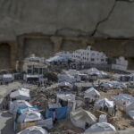 Almeno 12 Palestinesi Uccisi In Attacco Israeliano Contro Campo Sfollati A Gaza City