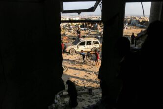 Almeno 34 Palestinesi Uccisi I