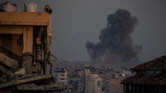 Almeno 73 Morti Dopo Raid Isra