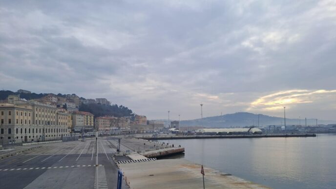 Ancona Lancia Un Piano Trienna