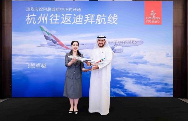 Ancora Cina Per Emirates3A Nuov