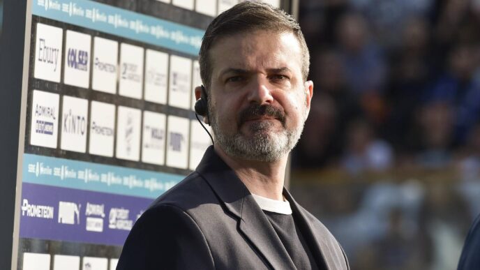 Andrea Stramaccioni Salva Due