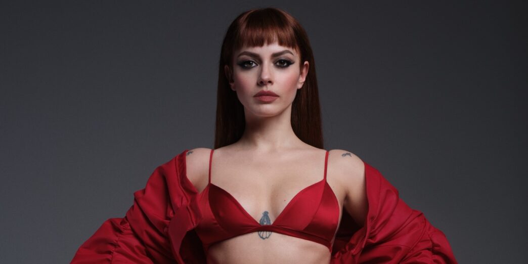 Annalisa Annuncia Il Nuovo Alb