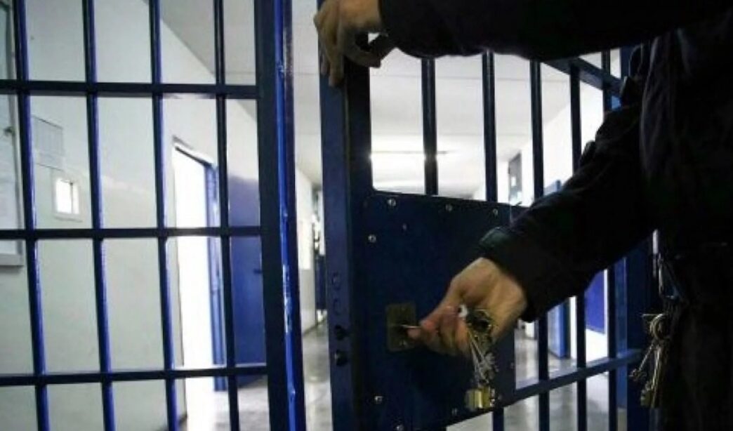 Arrestato A Africola Un 43Enne