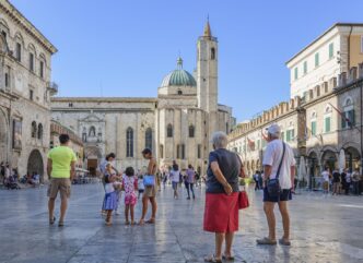 Ascoli Tra Cambiamenti Sociali