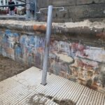 Atti Vandalici Danneggiano La Spiaggia Pubblica Di Largo Sermoneta A Napoli Pochi Giorni Dopo L’installazione Dei Servizi