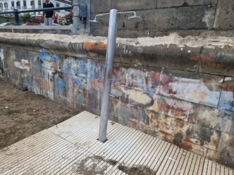 Atti Vandalici Danneggiano La