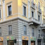 Auto Distrutta Dalle Fiamme Dopo Incidente A Milano In Viale Monte Nero E Via Spartaco