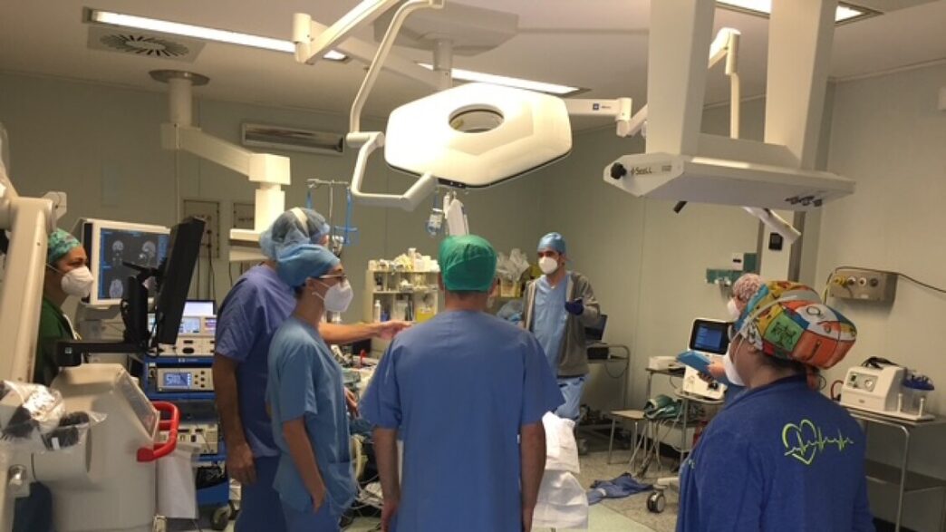 Bambino Di Due Anni Operato Co