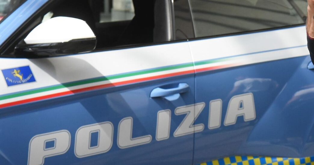 Blitz Della Polizia A Torino P