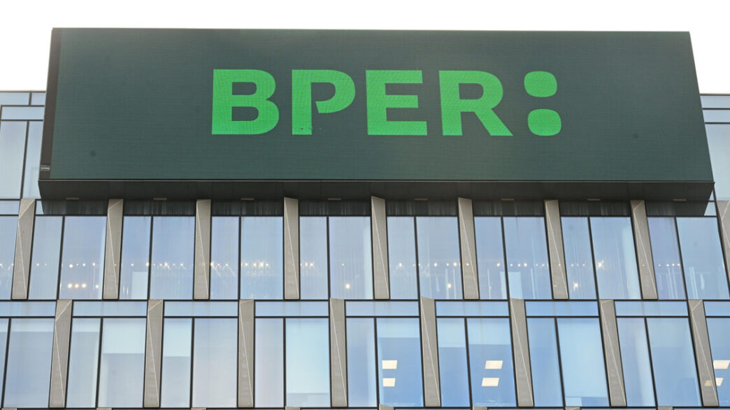 Bper Ottiene Le28099802C725 Della Ban
