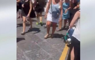 Caos Al Porto Di Capri3A Miglia