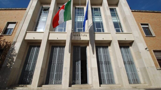 Chiusura Temporanea Di Una Caf