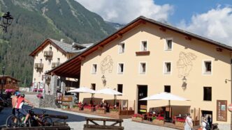 Cogne Pronta Ad Accogliere Tur
