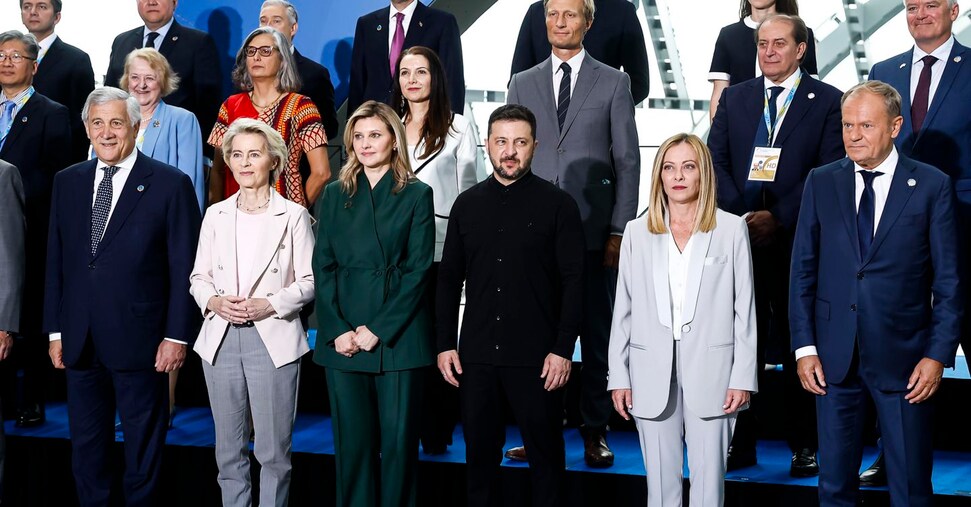 Conferenza Per La Ripresa Dell
