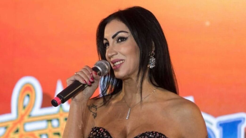 Convegno A Napoli Contro La De