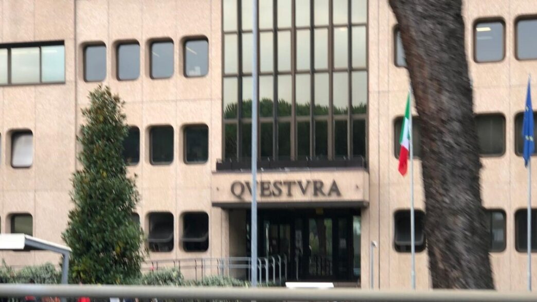 Criminale Pericoloso Scappa Da