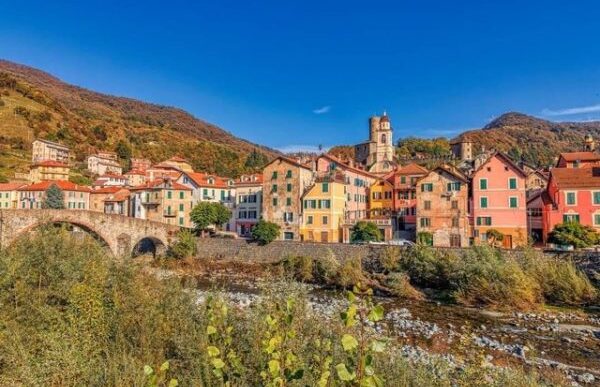 Dafne Lancia Un Progetto Per R