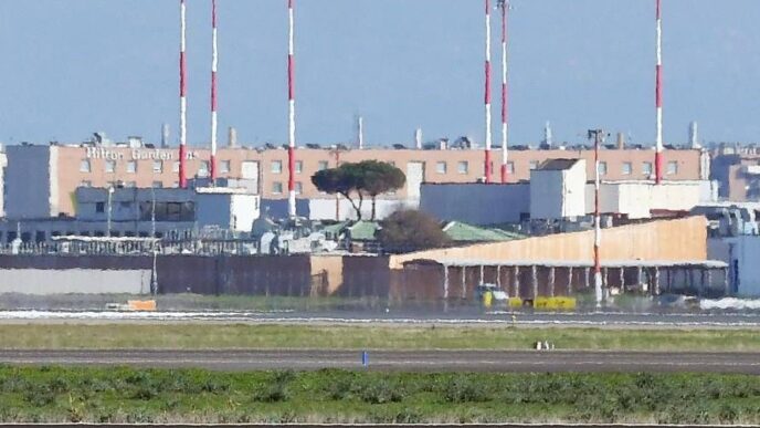Disagi All27Aeroporto Di Fiumic