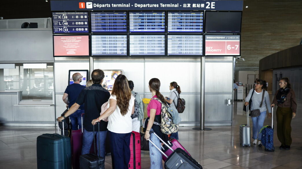 Disagi Negli Aeroporti Di Pari