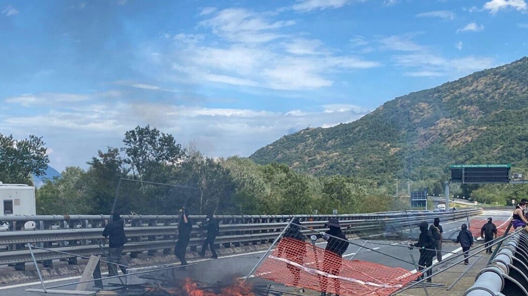 Disordini No Tav In Val Di Sus