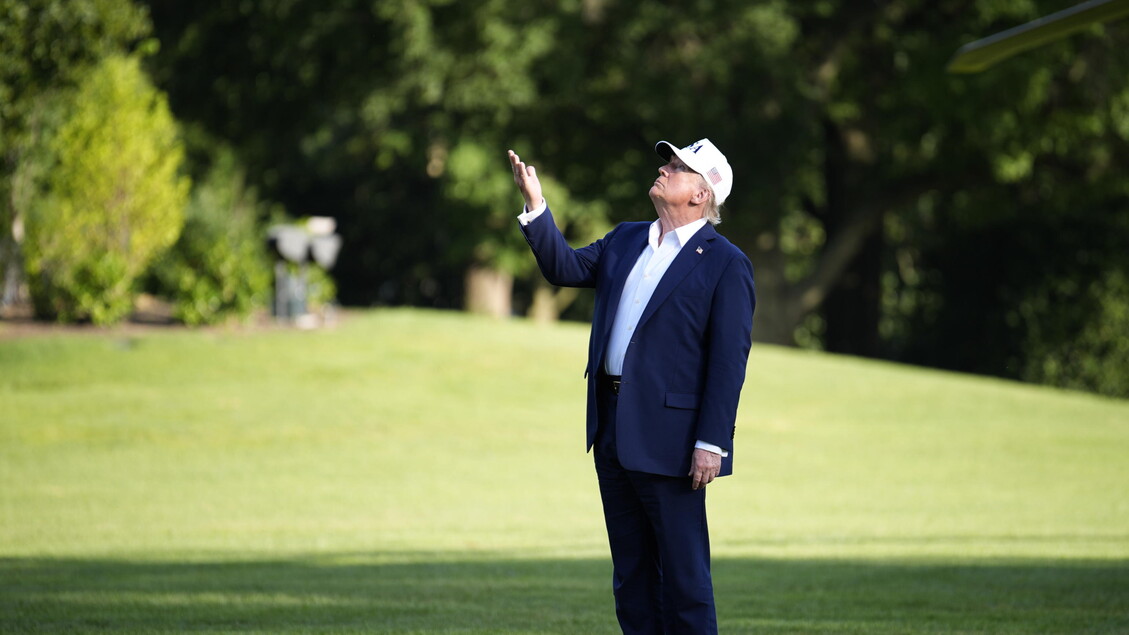 Donald Trump Annuncia Dazi Del