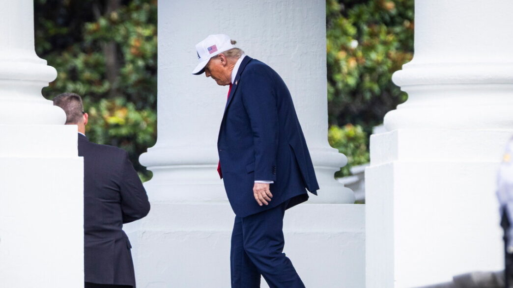 Donald Trump Definisce La Sua