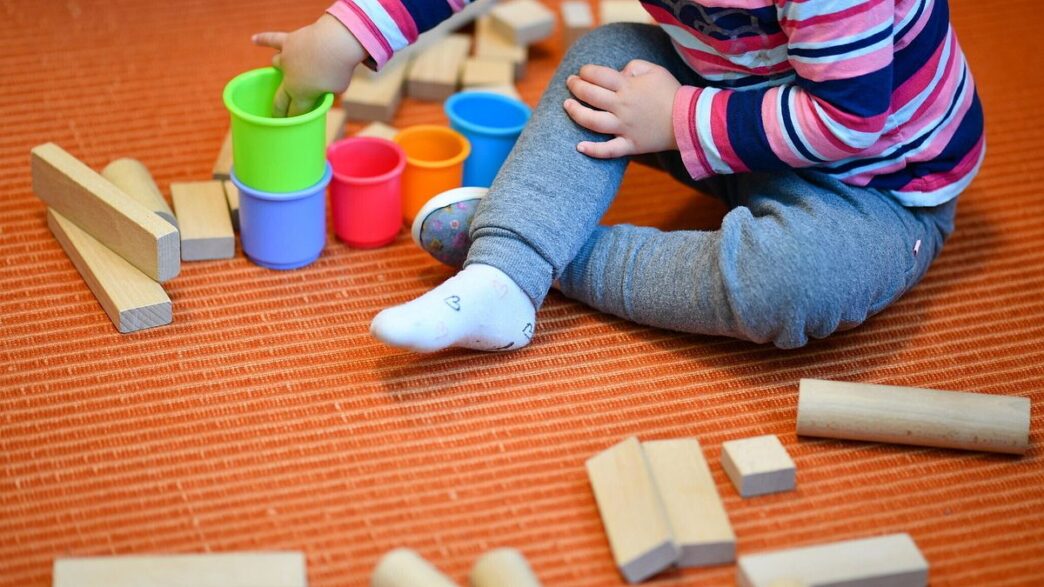 Donna Aggredisce Due Educatric