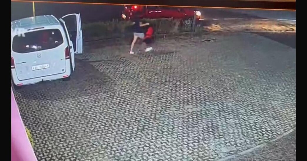 Due Giovani Del Campo Nomadi D