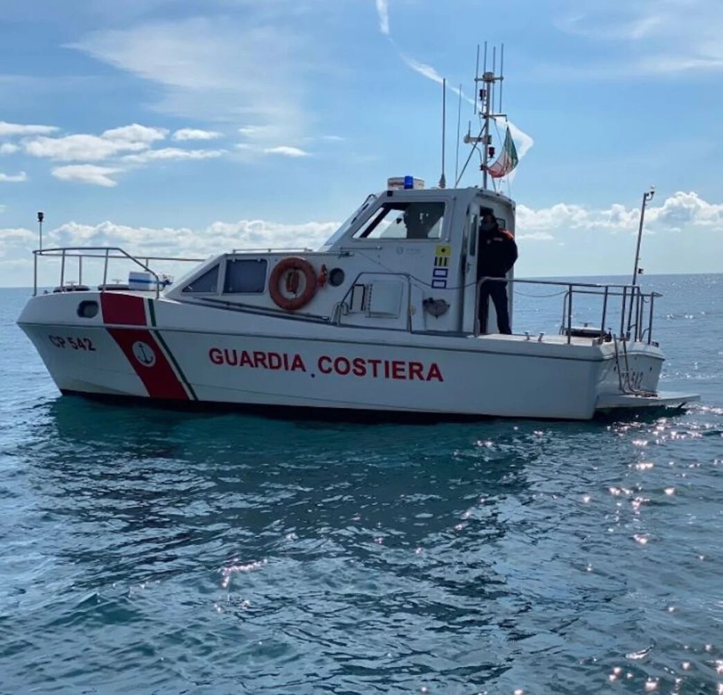 Due Sub Denunciati Per Pesca D