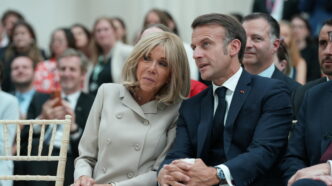 Emmanuel Macron E Brigitte Mac