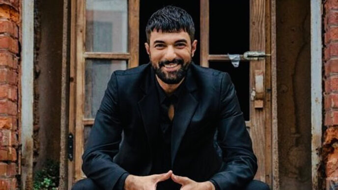 Engin Akyc3Bcrek Protagonista Del