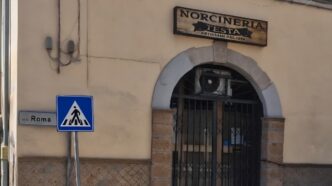 Fabrica Di Roma2C Uomo Di 47 An